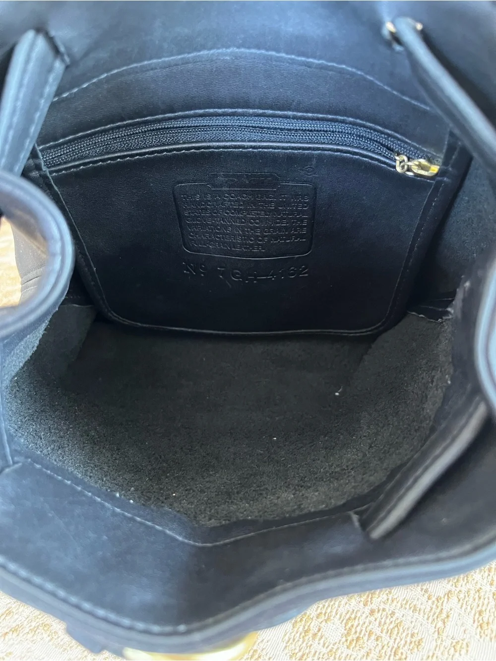 Vintage coach black Cornelius sling bag 4162, made in 1997